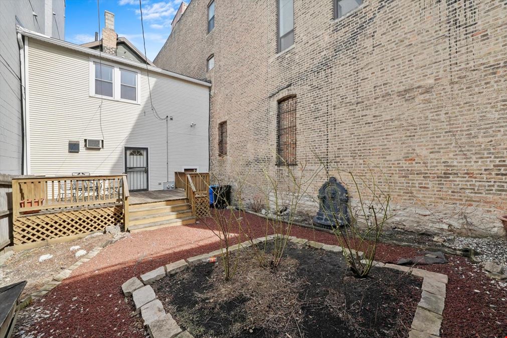 1303 W Chicago Ave, Chicago, IL