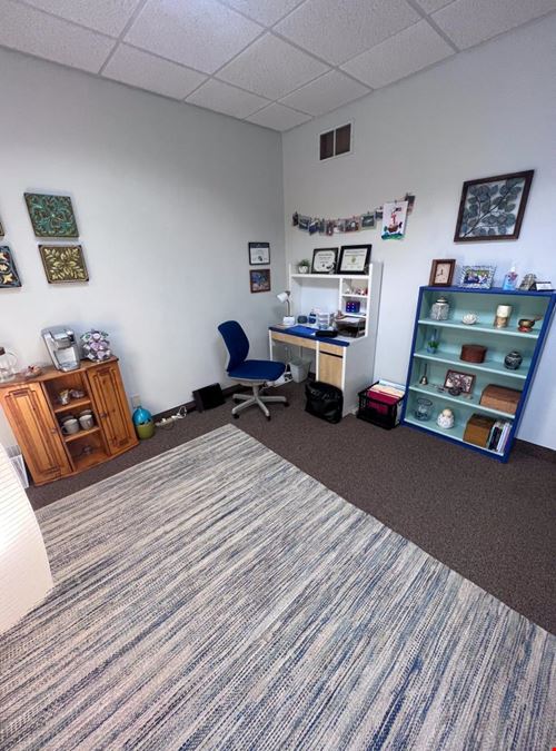 1221 3rd Ave SW #220 - Stone Crossings