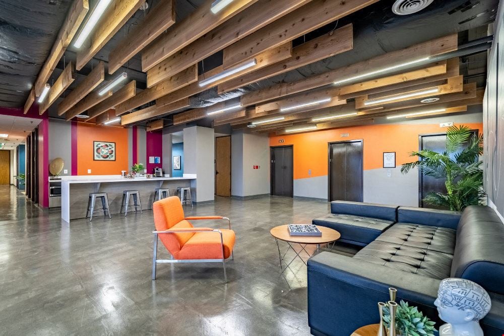 Workstyle Flexible Spaces - 4101 McEwen