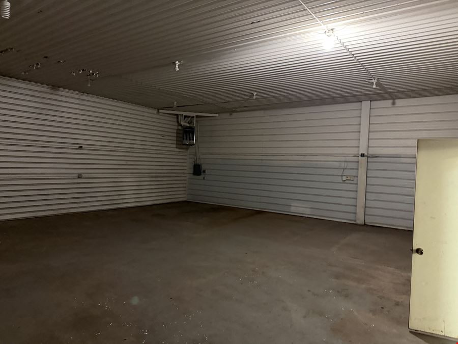 Industrial shop - warehouse