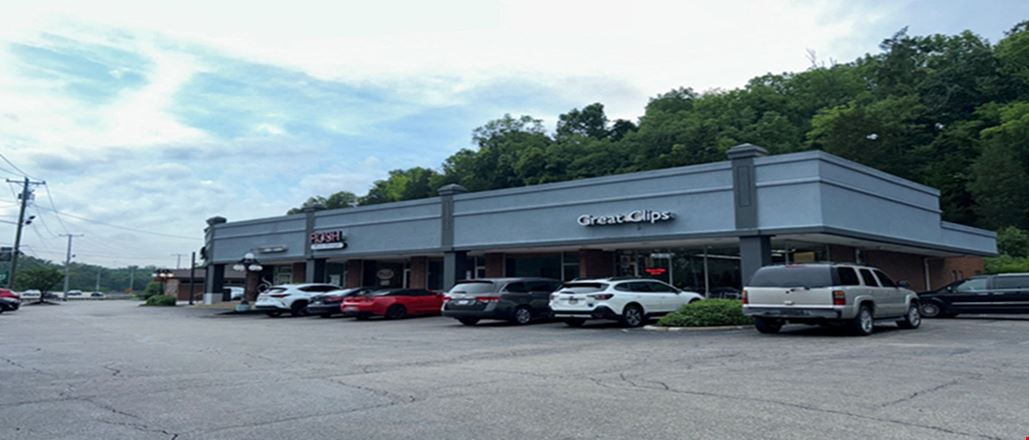 Preview of Retail space for Rent at 5200 Beechmont Ave