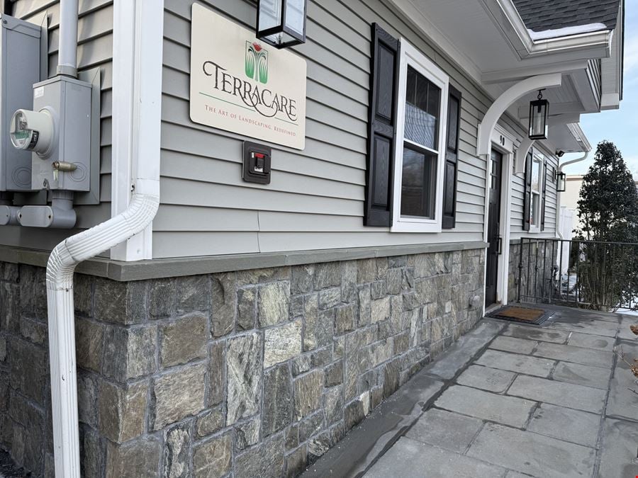90 Ramapo Valley Rd