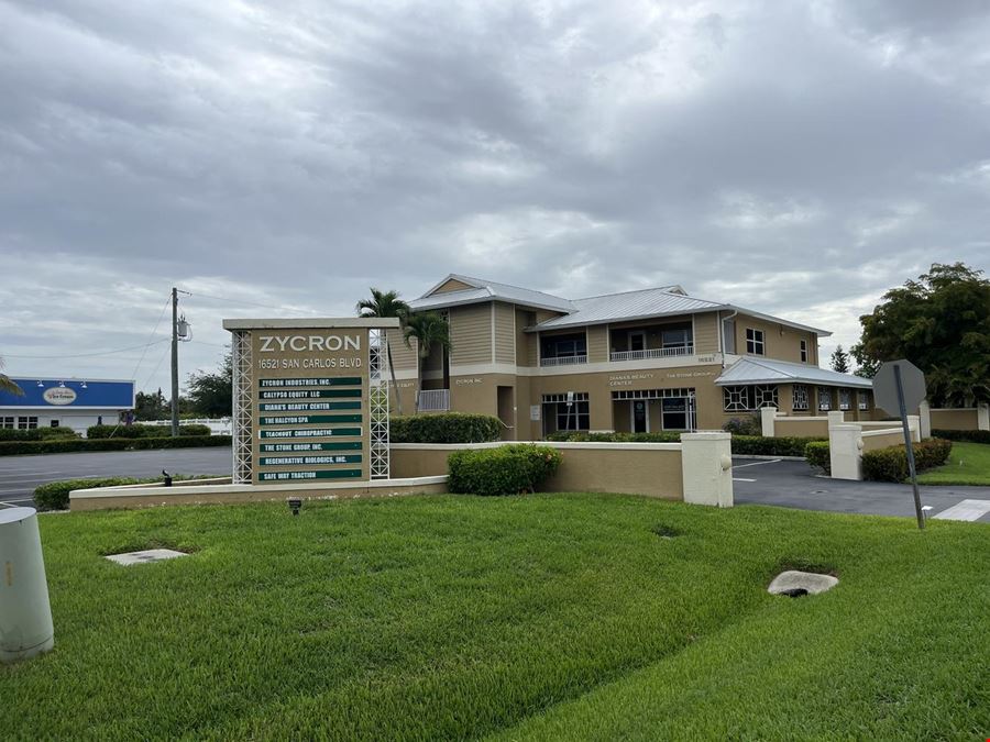 800± SF Space For Lease