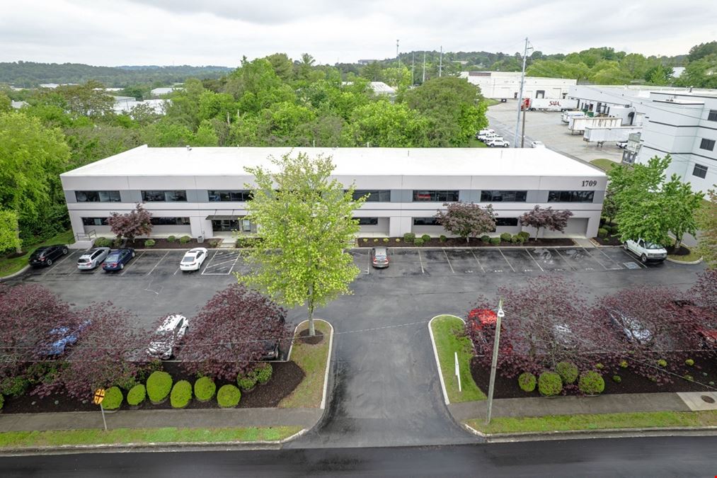 Multi-Tenant Flex Investment Property