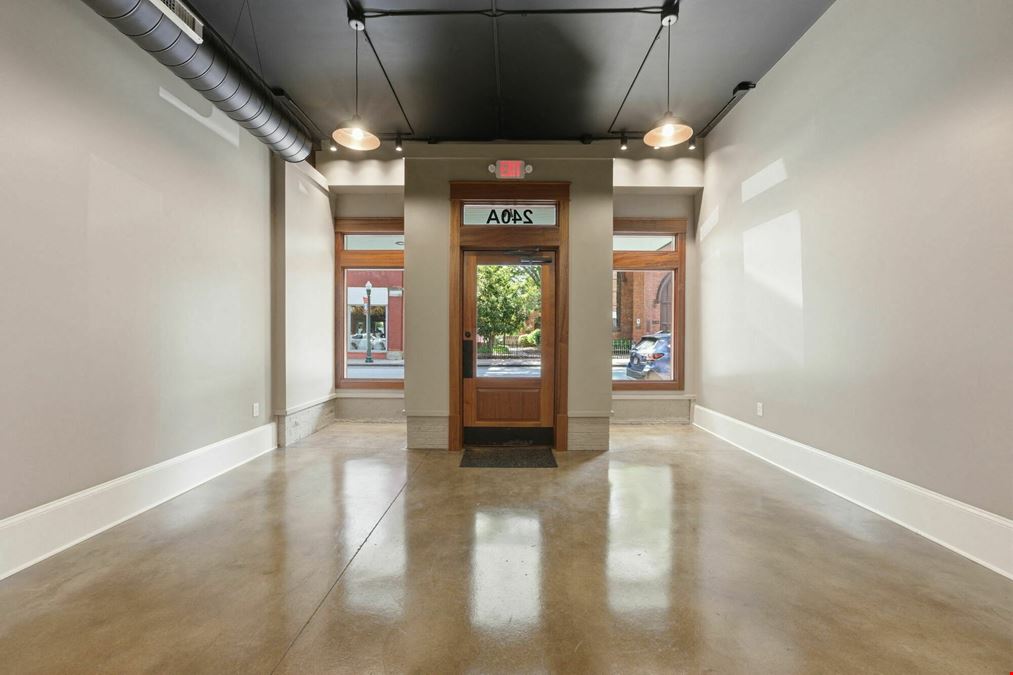 Street Level Retail/Office Downtown New Bern