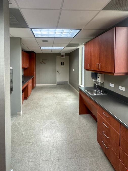 Medical Office Space For Lease | Lincoln Park