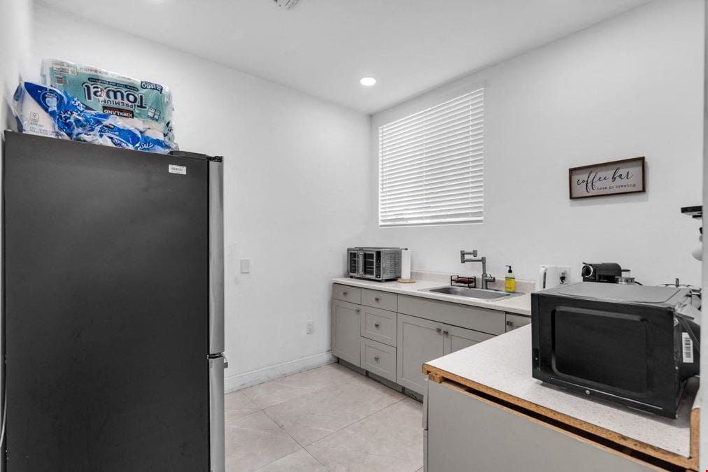 921 N 21 Ave, Hollywood FL