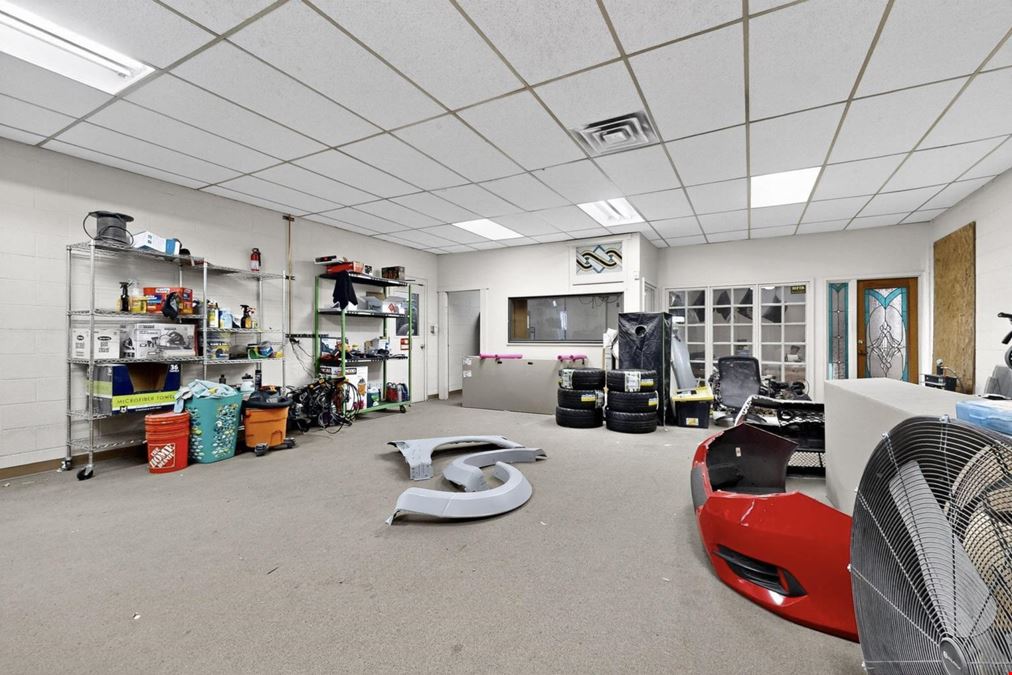 PREMIER MULTI TENANT INDUSTRIAL COMPLEX