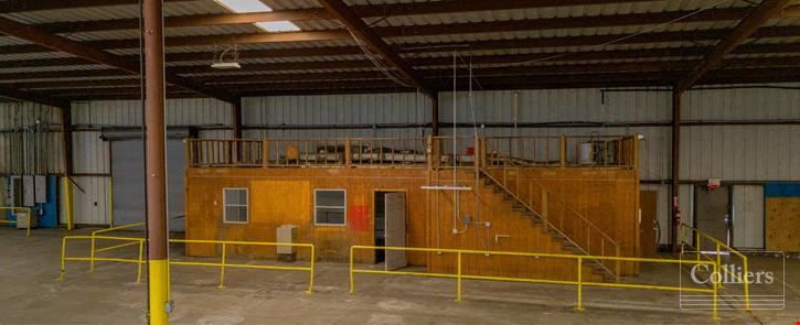 50,000 - 200,000 SF For Sale or Lease | 2 Industrial Buildings