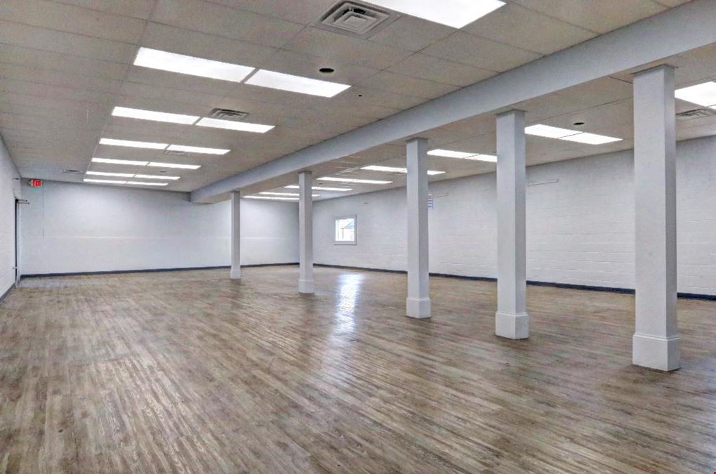 Retail/Warehouse Facility