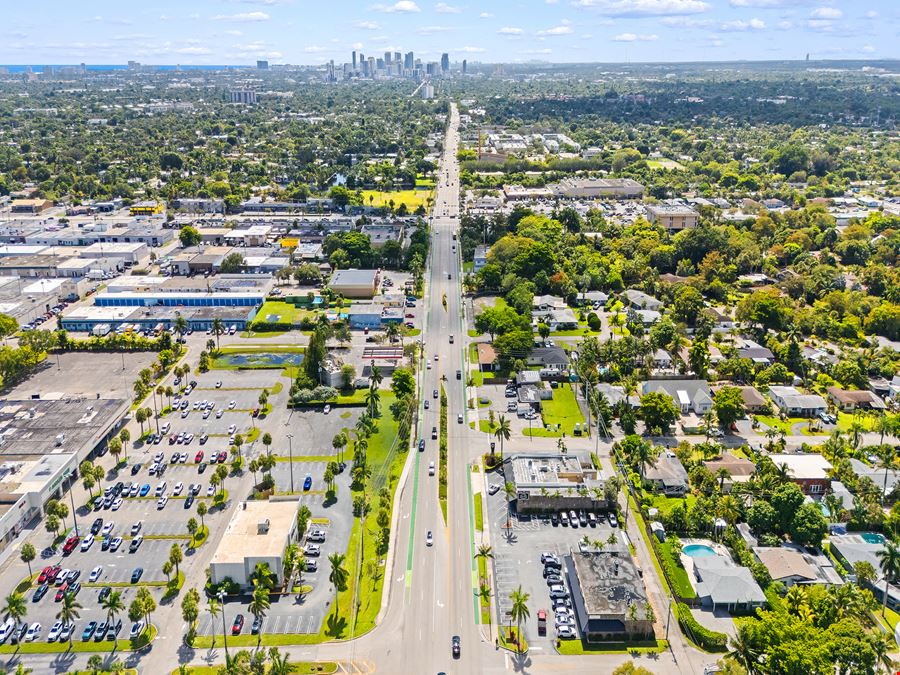 3451 & 3419 N Andrews Ave