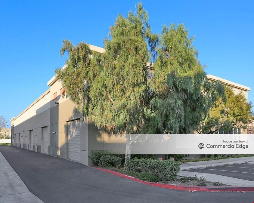 Venture Commerce Center - Bldg. E