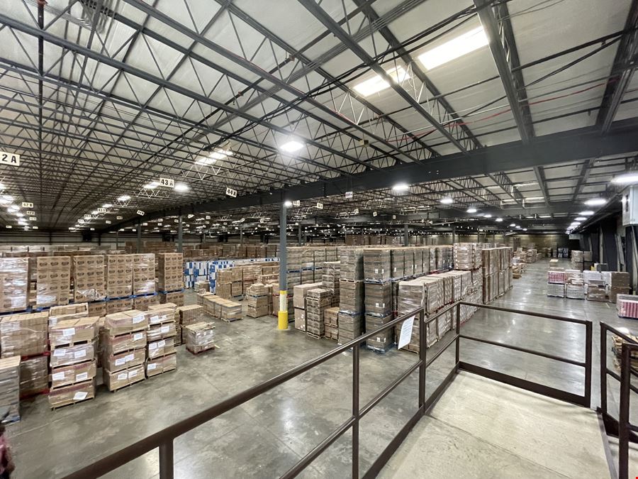 Class "A" Rail Served Distribution Center