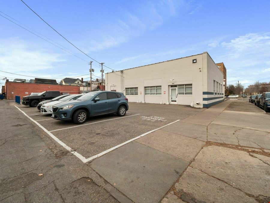 Desirable Retail/Office Building on Grand Avenue