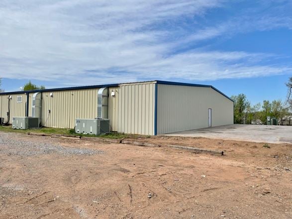 Preview of Industrial space for Rent at 5909 Aero Dr