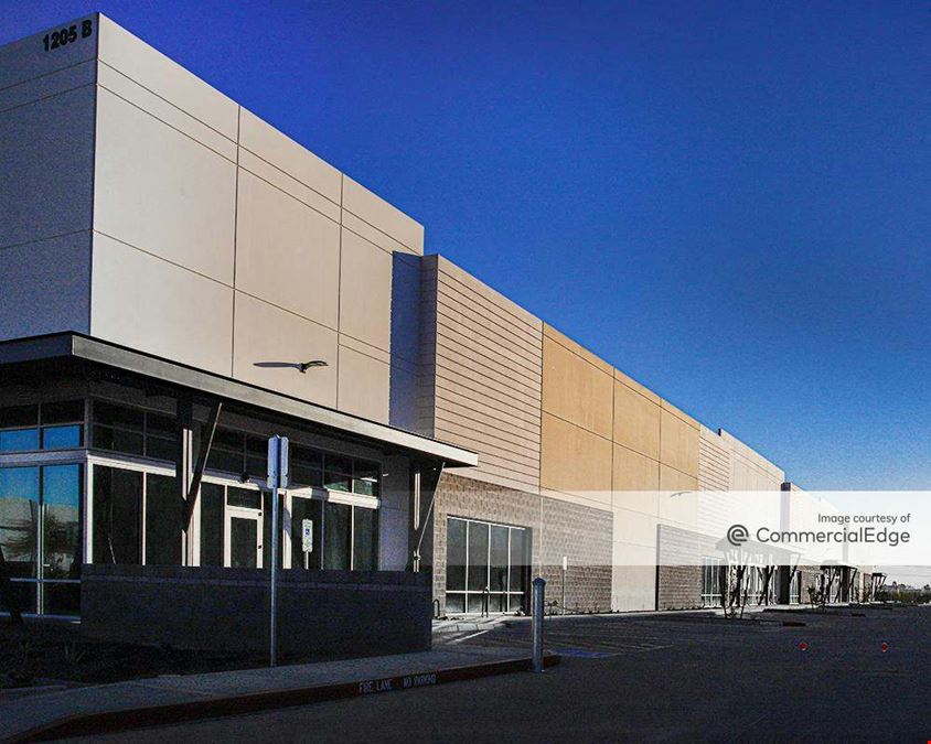 Hamilton Commerce Center 