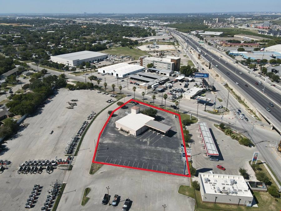 IH 35 Building For Sale