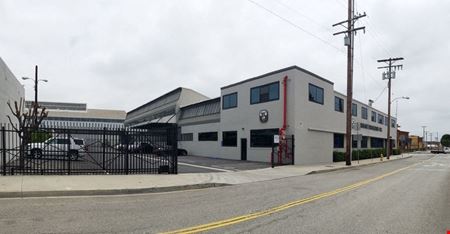 Preview of commercial space at 5820 S Alameda St
