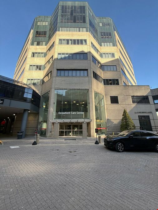 225 Abraham Flexner Way #401