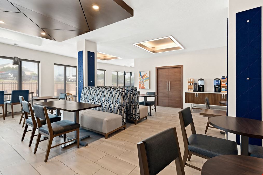 Holiday Inn Express & Suites Perry