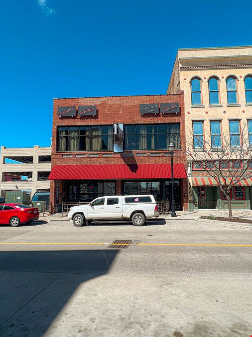 7,529 SF 100% Leased - Restaurant and Loft Apartments For Sale In Downtown Springfield