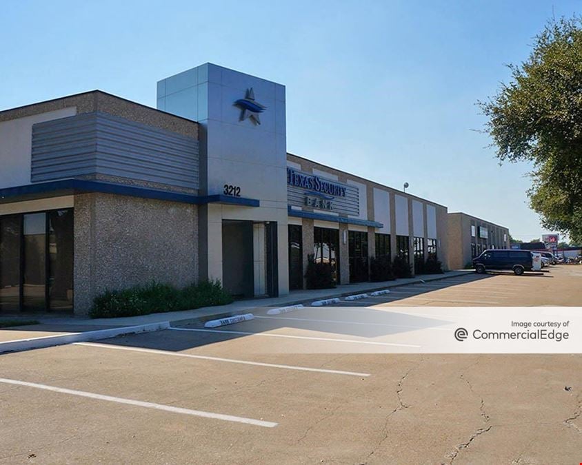 Northway Plaza