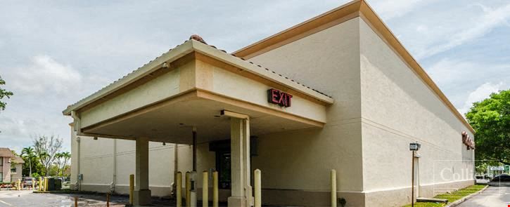 9701 Coral Way |  Signalized Corner Retail Opportunity on a 1.5 Acre Parcel