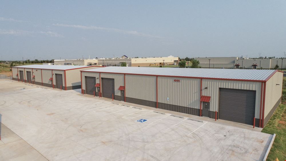 Thunderbird Lane Industrial Complex