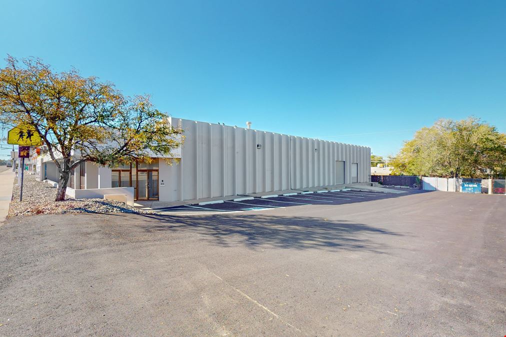 Warehouse Concrete Tilt Up With Gated & Paved Yard with Drive in Door