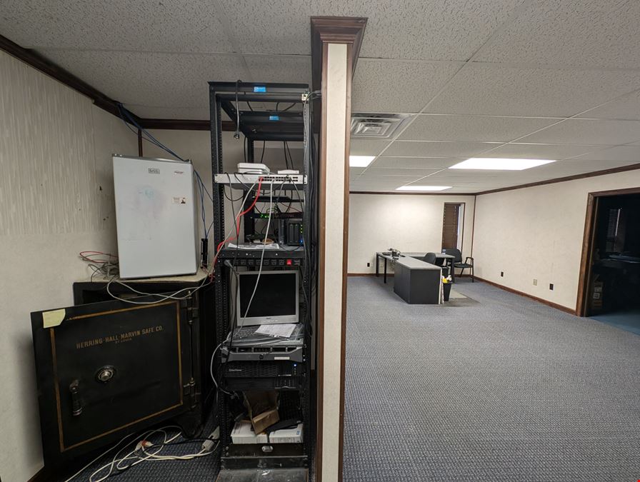 1605 W Candletree Dr Suite 107