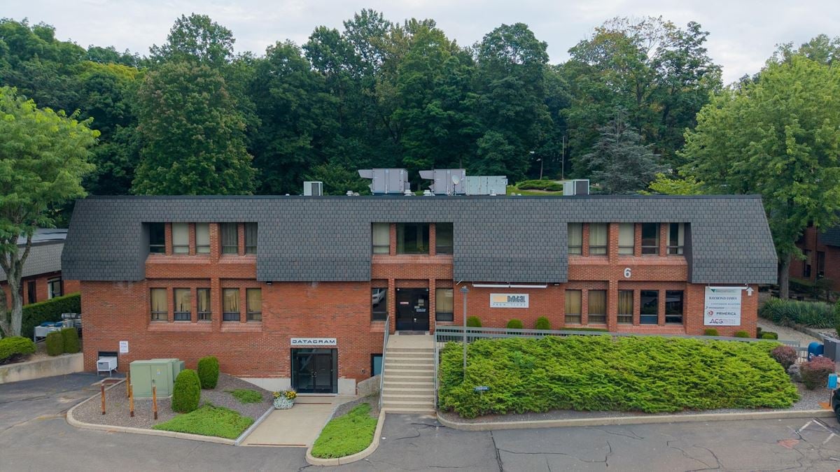 6 Berkshire Blvd # 1