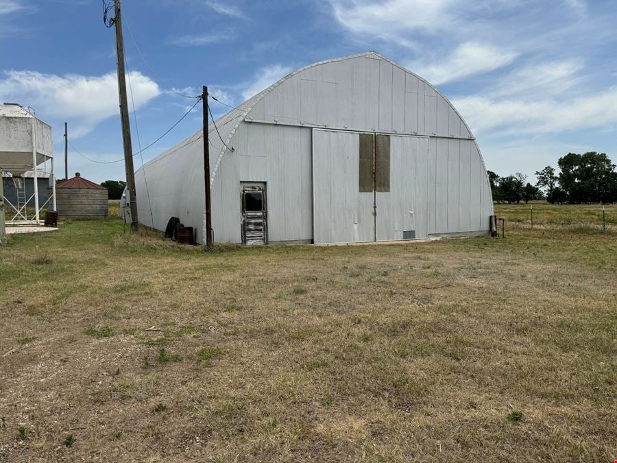 RURAL PROPERTY ON 76± ACRES