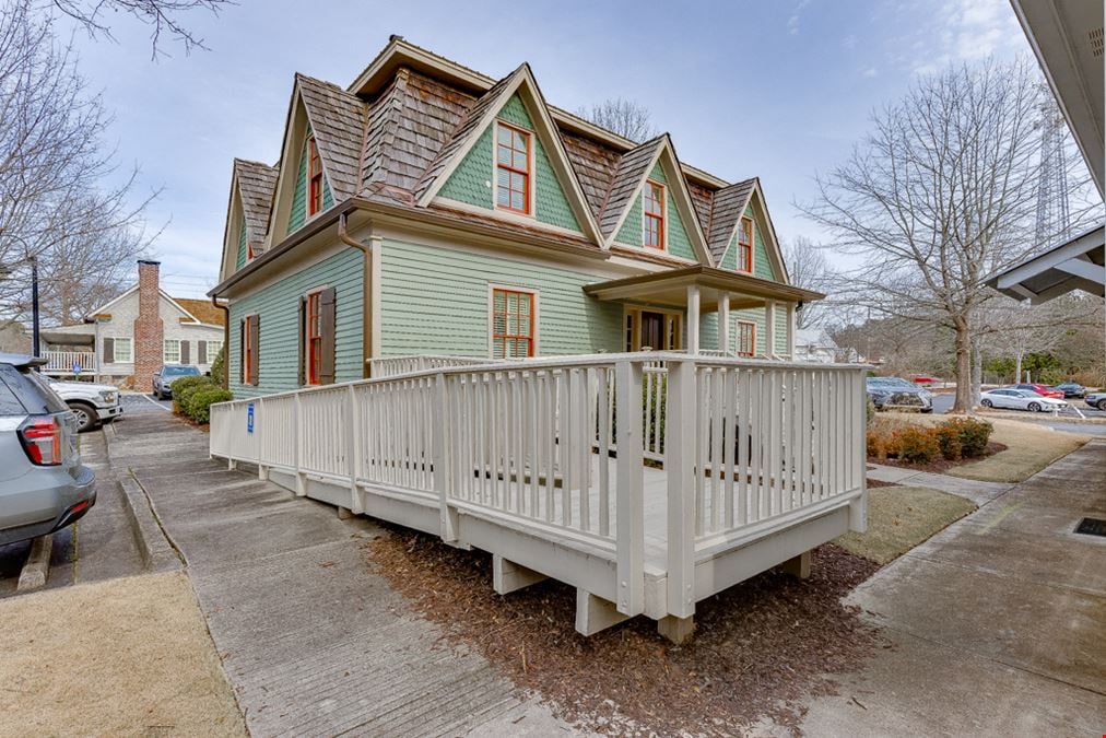 Historic Thomas B. Newton House