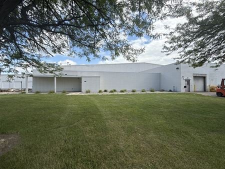 Preview of commercial space at 280 W Morley Dr