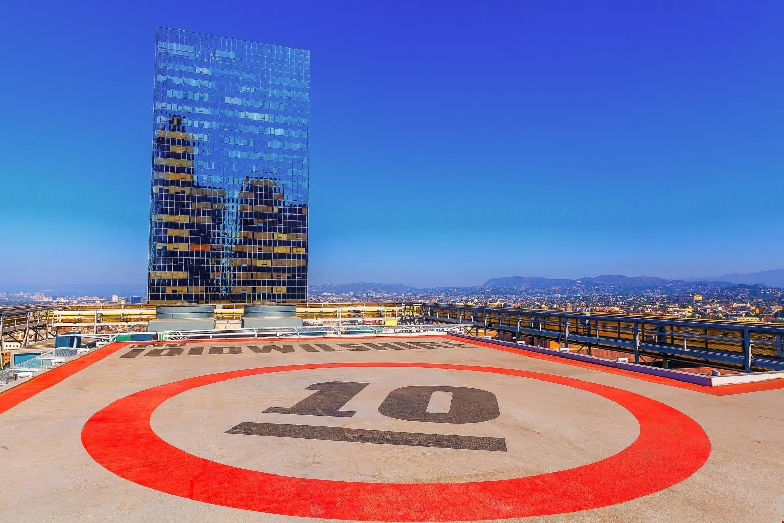 TENTEN Wilshire Blvd