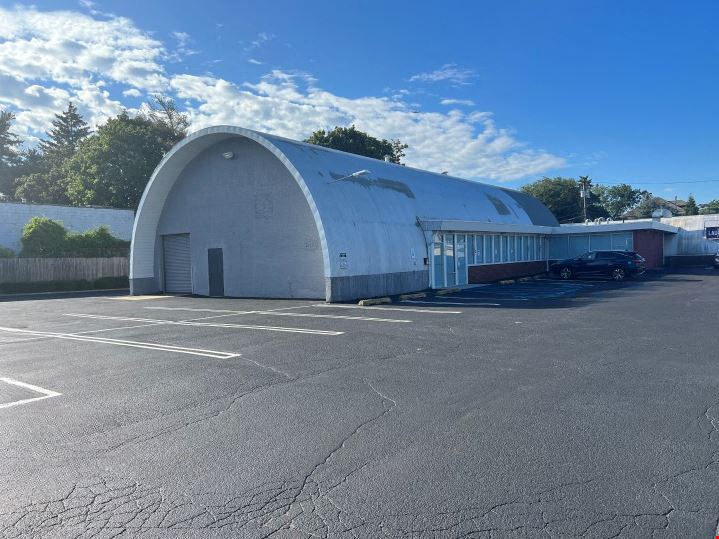 165 Woodfield Rd