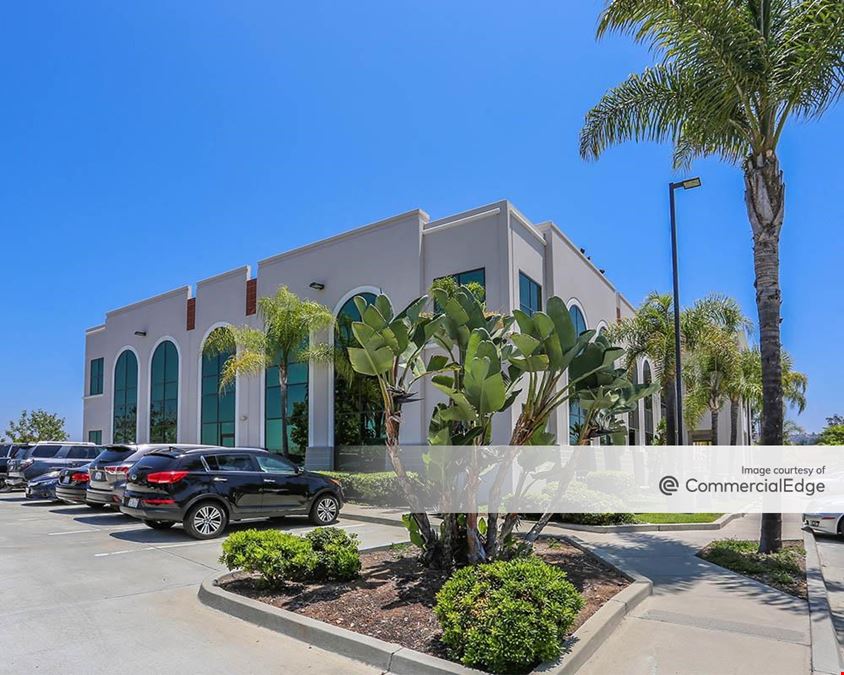 Tierrasanta Gateway Plaza