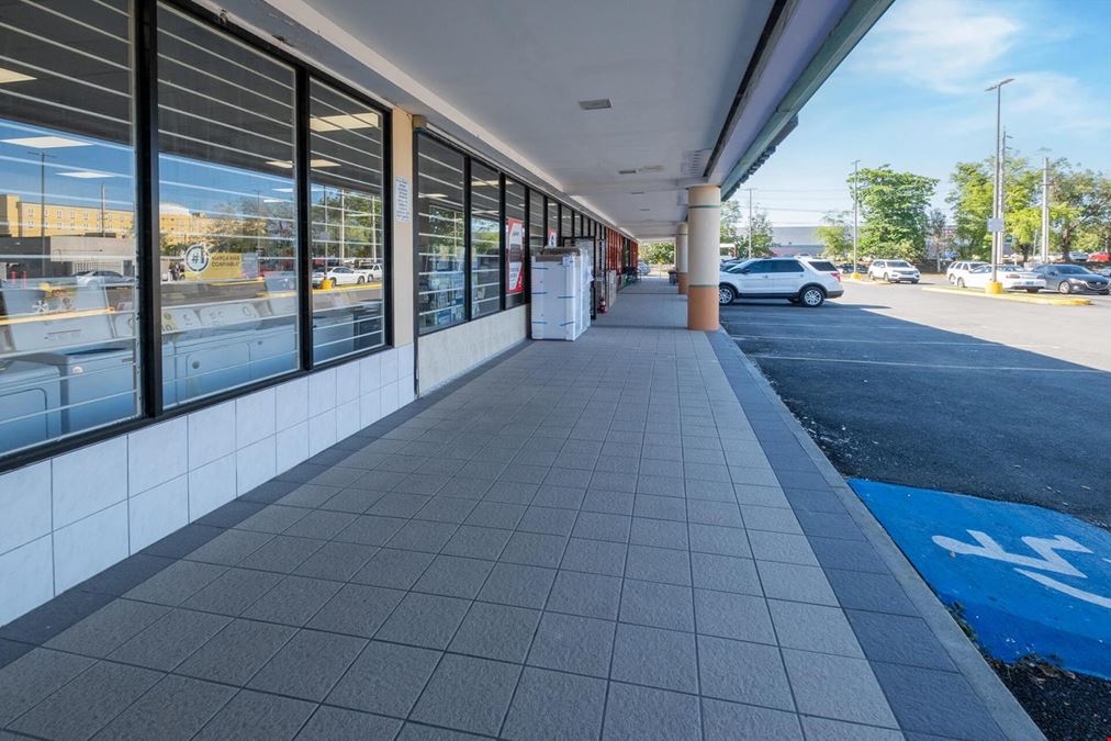 CABO ROJO SHOPPING COURT