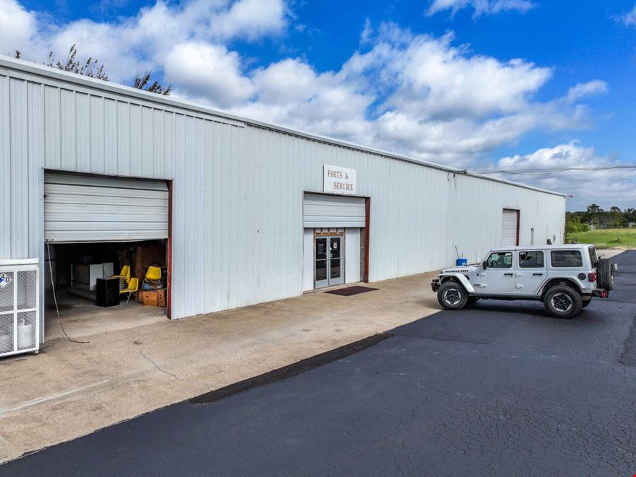 Flex Space for Sale in Wills Point