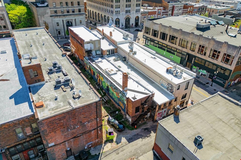 35 N Saginaw St