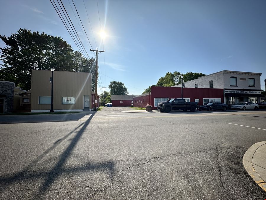 Downtown Leo Retail/Office