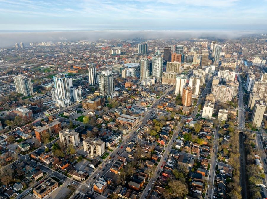260 & 264 Main St W