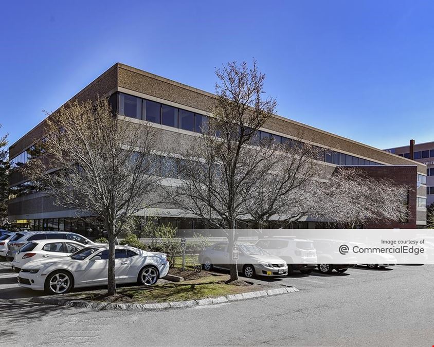 Harbour Pointe Office Park - 80 Everett Avenue