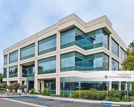 Preview of commercial space at 995 Gateway Center Way