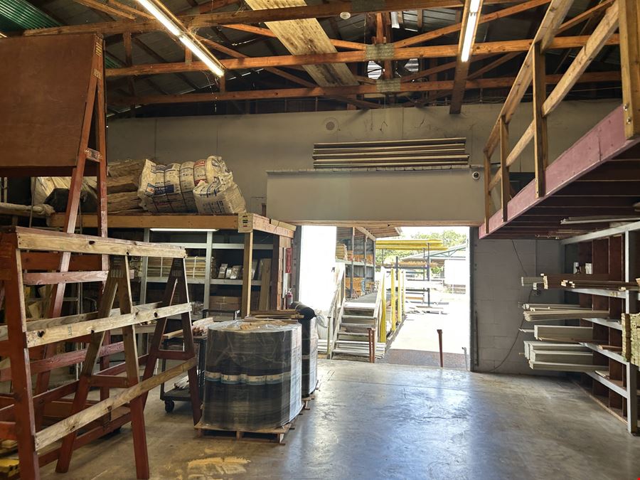 Materials/Lumber Facility on 5.6 Acres