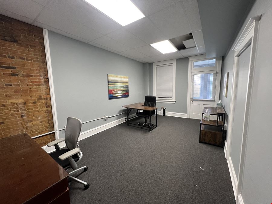 118 N Division St unit 302