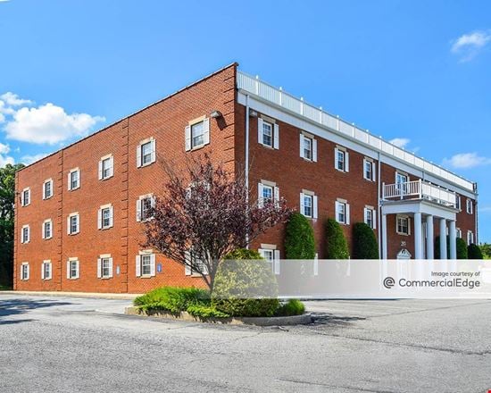 Preview of Office space for Rent at 283 Commack Road