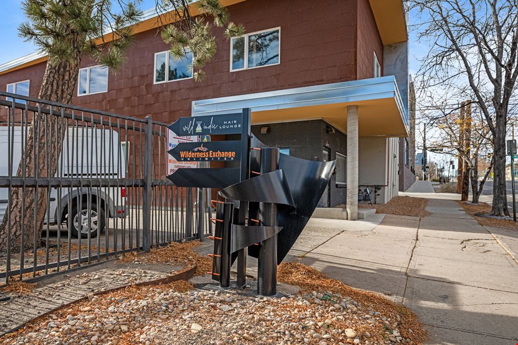 2306 W 29th Avenue
