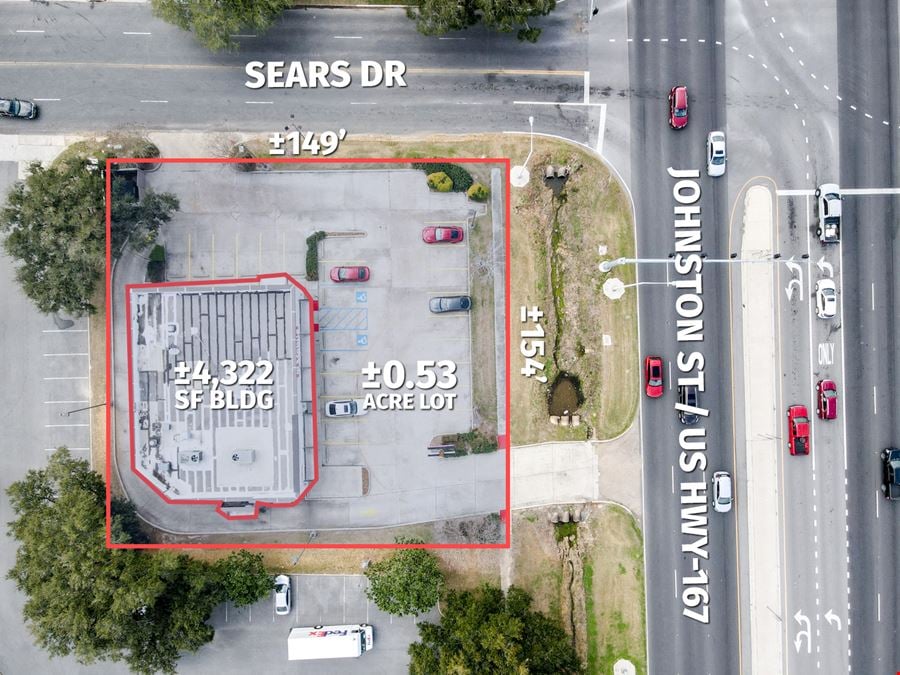 Former Starbucks on Johnston St for Lease