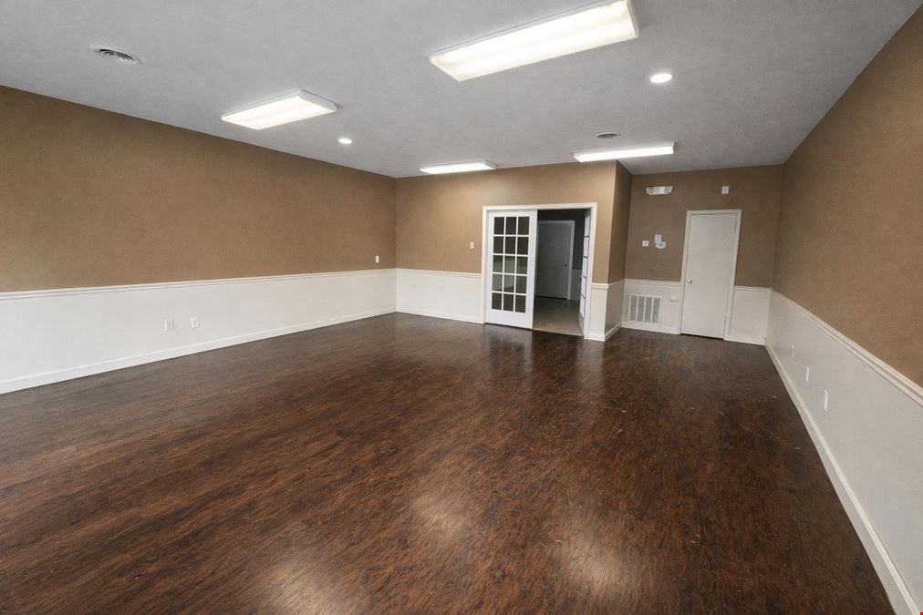 231 North Parkway, Suite B